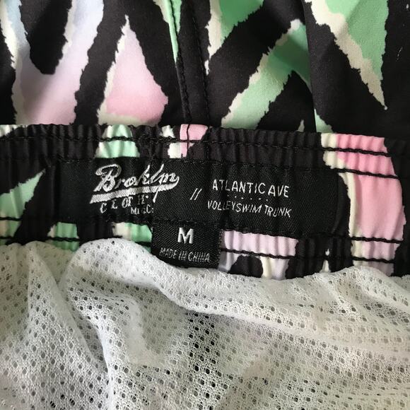 90s Brooklyn Cloth Swim Trunks Medium Volley Surf Board Neon Zig Zag 6.5 Inseam - Picture 10 of 11